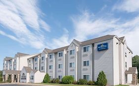 Microtel Inn & Suites By Wyndham Rice Lake Exterior photo