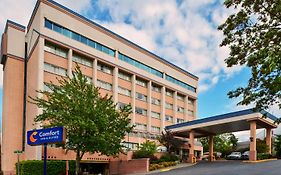 Comfort Inn & Suites Downtown Tacoma Exterior photo