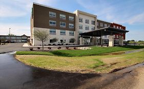 Holiday Inn Express & Suites Fond Du Lac, An Ihg Hotel Exterior photo