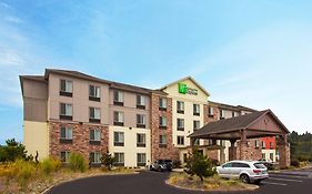 Holiday Inn Express Newport, An Ihg Hotel Exterior photo