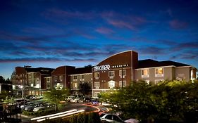 Executive Residency By Best Western Navigator Inn & Suites Everett Exterior photo