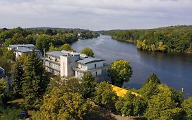 Seminaris Hotel Potsdam Griebnitzsee Exterior photo