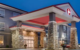 Ramada By Wyndham Moose Jaw Hotel Exterior photo