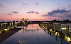 Hotel Santika Seminyak Exterior photo