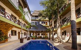 Selina Sayulita Hotel Exterior photo