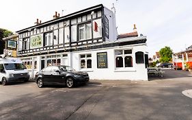 Old Oak Tree Inn Hounslow Exterior photo