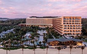 Crowne Plaza Phu Quoc Starbay By Ihg Hotel Exterior photo