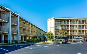 Rodeway Inn Central Richmond Exterior photo