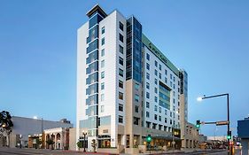 Hyatt Place Glendale/Los Angeles Hotel Exterior photo