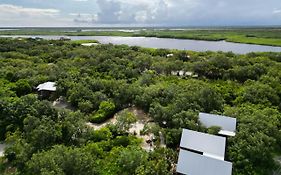 Inn The Trees Cabanas Placencia Exterior photo