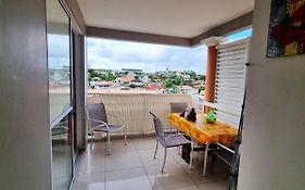 Appartement Charmant Avec Vue Sur Montagnes Les Trois Ilets 40 M² Exterior photo