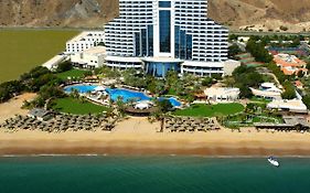 Le Meridien Al Aqah Beach Resort Exterior photo