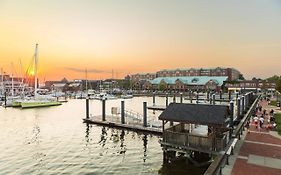 Newport Marriott Hotel & Spa Exterior photo