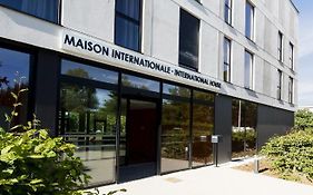 Adonis Dijon Maison Internationale Aparthotel Exterior photo