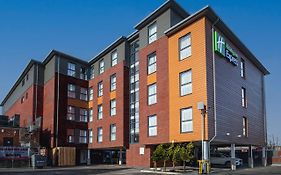 Holiday Inn Express - Fleet, An Ihg Hotel Exterior photo