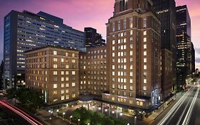 Courtyard Houston Downtown Convention Center Hotel Exterior photo