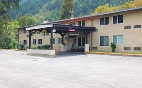 Travelodge By Wyndham Canyonville Exterior photo