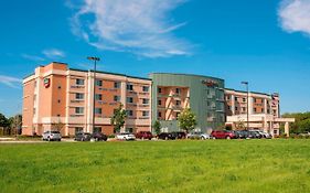 Courtyard Milwaukee Airport Hotel Exterior photo