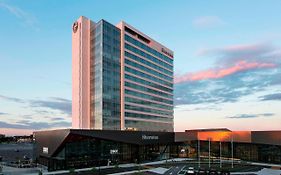 Sheraton Saint-Hyacinthe Hotel Exterior photo