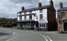 George And Dragon Bed & Breakfast Tarvin Exterior photo