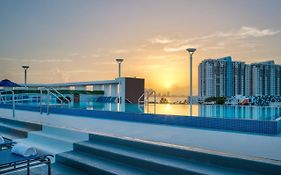 Residence Inn By Marriott Miami Beach South Beach Exterior photo