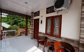 Ida Guest House & Jungle Trekking Bukit Lawang Exterior photo