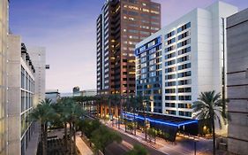 Ac Hotel By Marriott Phoenix Downtown Exterior photo