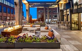 Hyatt House Indianapolis Downtown Hotel Exterior photo