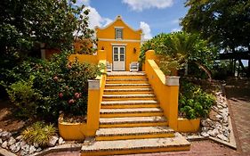 Landhuis Bona Vista Hotel Willemstad Exterior photo