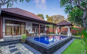 Lavender Villa & Spa Kuta  Exterior photo