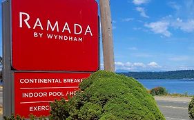 Ramada By Wyndham Campbell River Exterior photo