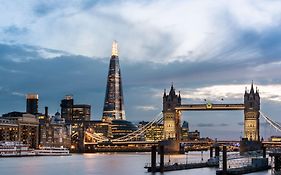 Shangri-La The Shard, London Hotel Exterior photo