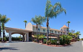 Holiday Inn Express Hotel & Suites San Diego-Escondido, An Ihg Hotel Exterior photo