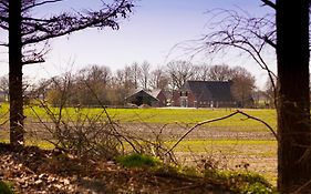 Bed And Breakfast Geertruidahoeve Hellendoorn Exterior photo