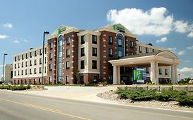 Holiday Inn Express & Suites Marion Northeast, An Ihg Hotel Exterior photo