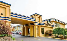 Quality Inn Hotel, Kent Exterior photo