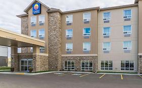 Comfort Inn & Suites Edmonton International Airport Nisku Exterior photo