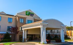 Holiday Inn Express Hotel & Suites Kinston, An Ihg Hotel Exterior photo