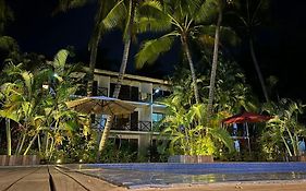 Oasis Palms Hotel Nadi Exterior photo