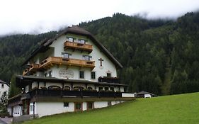 Hotel-Pension Edelweiss Mallnitz Exterior photo