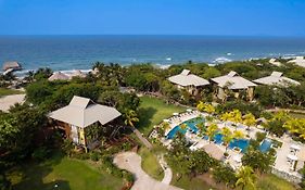 Indura Beach & Golf Resort Curio Collection By Hilton Tela Exterior photo