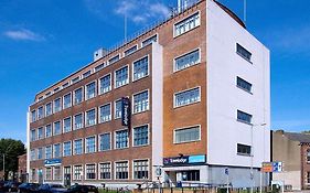 Travelodge Carlisle Central Exterior photo