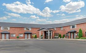 Quality Inn & Suites Mayo Clinic Area Rochester Exterior photo