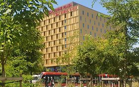 Crowne Plaza - Nice - Grand Arenas, An Ihg Hotel Exterior photo