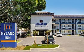 Hyland Inn Near Pasadena Civic Center Exterior photo