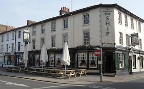 The Ship Hotel Chelmsford Exterior photo