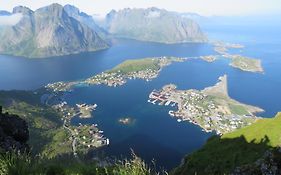 Valen Cabins In Reine Exterior photo