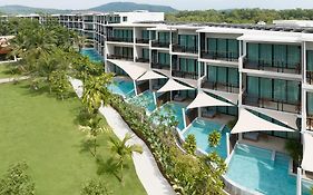 Le Meridien Phuket Mai Khao Beach Resort Exterior photo