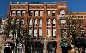 The Met Hotel New Westminster Exterior photo