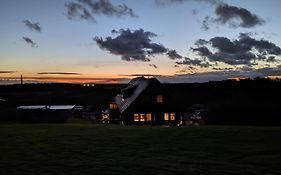 Anglesey Outdoors Hostel Holyhead Exterior photo